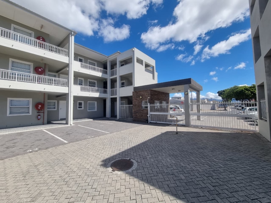 To Let 2 Bedroom Property for Rent in Wetton Western Cape